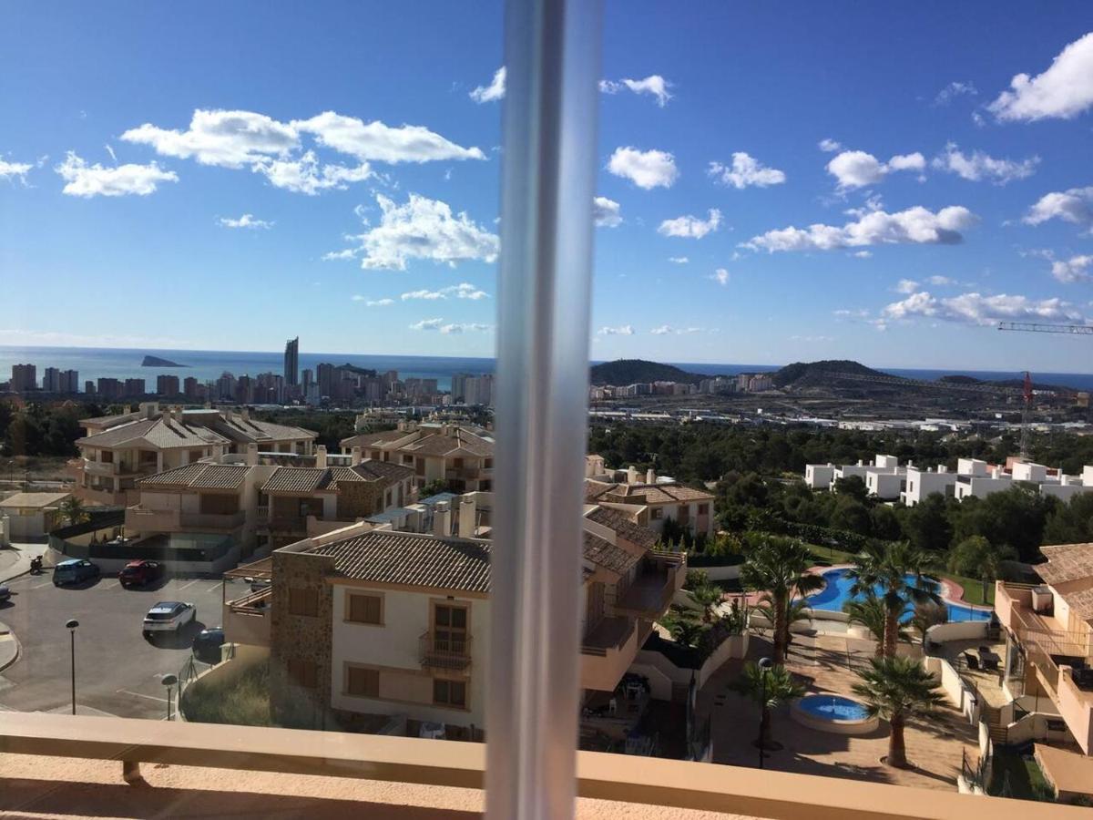 2 Bed Penthouse Apartment - Sea Views - Sleeps 4 Finestrat Exterior foto